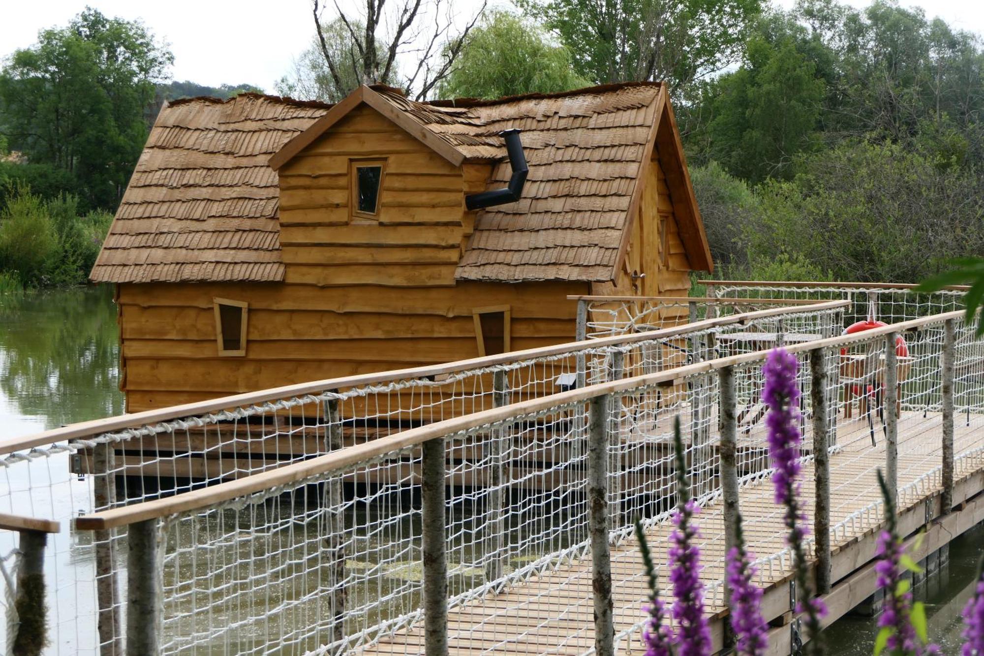 Les Cabanes Flottantes Givrauval Esterno foto